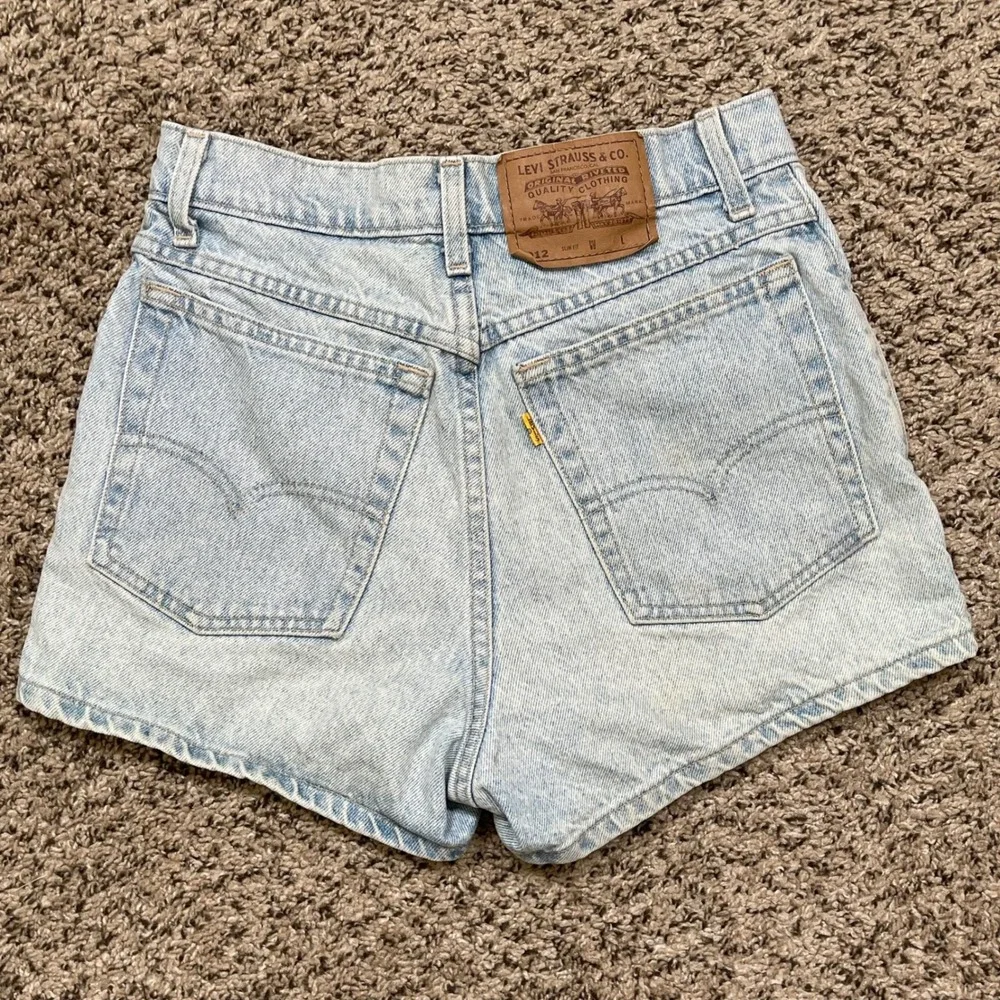 Levi's Light Wash Denim Jean Shorts - Light Blue